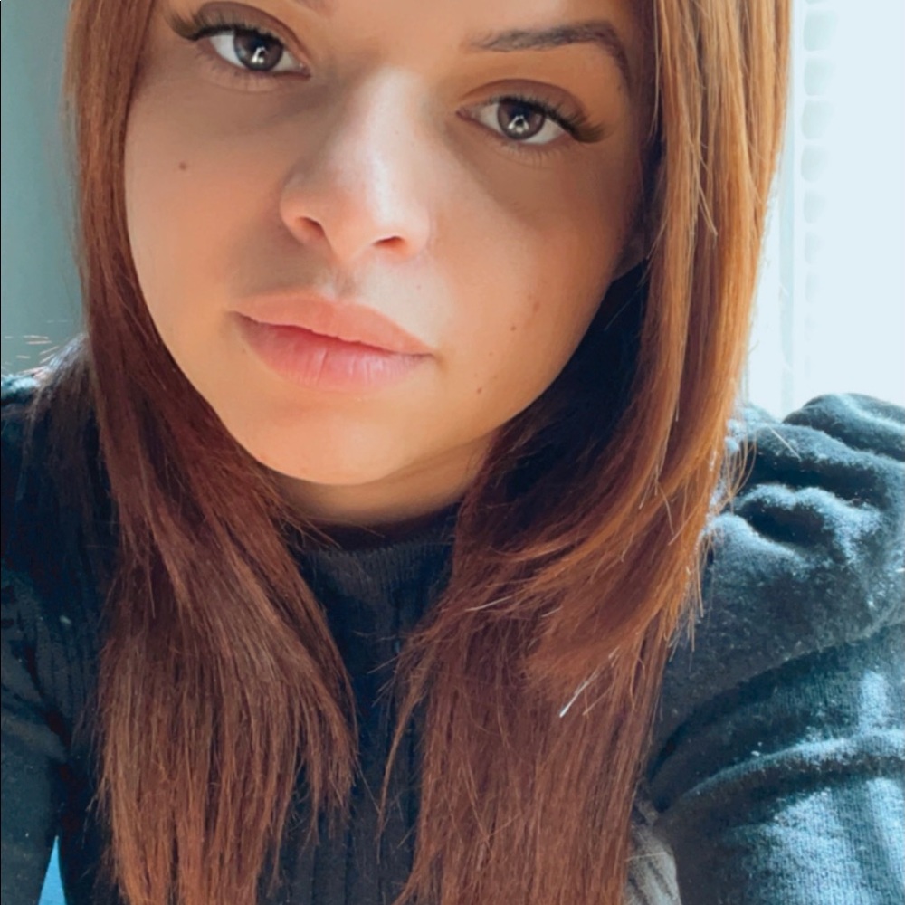 Meet your Posher, Amanda larissa